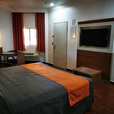 Hotel Premier แอร์มอซิโญ ภายนอก รูปภาพ
